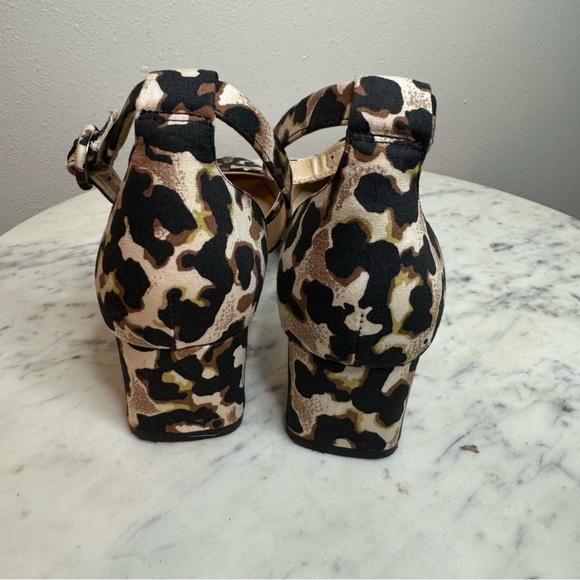 Cabi Kiki Heels Size 8 M leopard shoes animal print - Picture 8 of 11